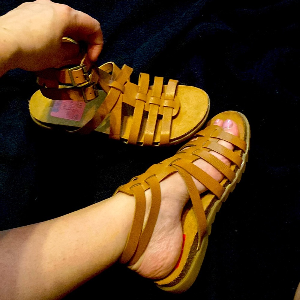 Brand new Korks sandals